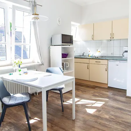 Gastehaus Daheim شقة شاربوتس