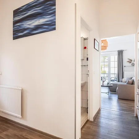 Gastehaus Daheim شقة شاربوتس